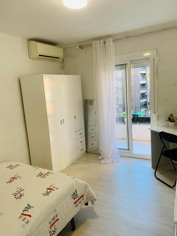Relaxing Confortable Room Valencia Luaran gambar
