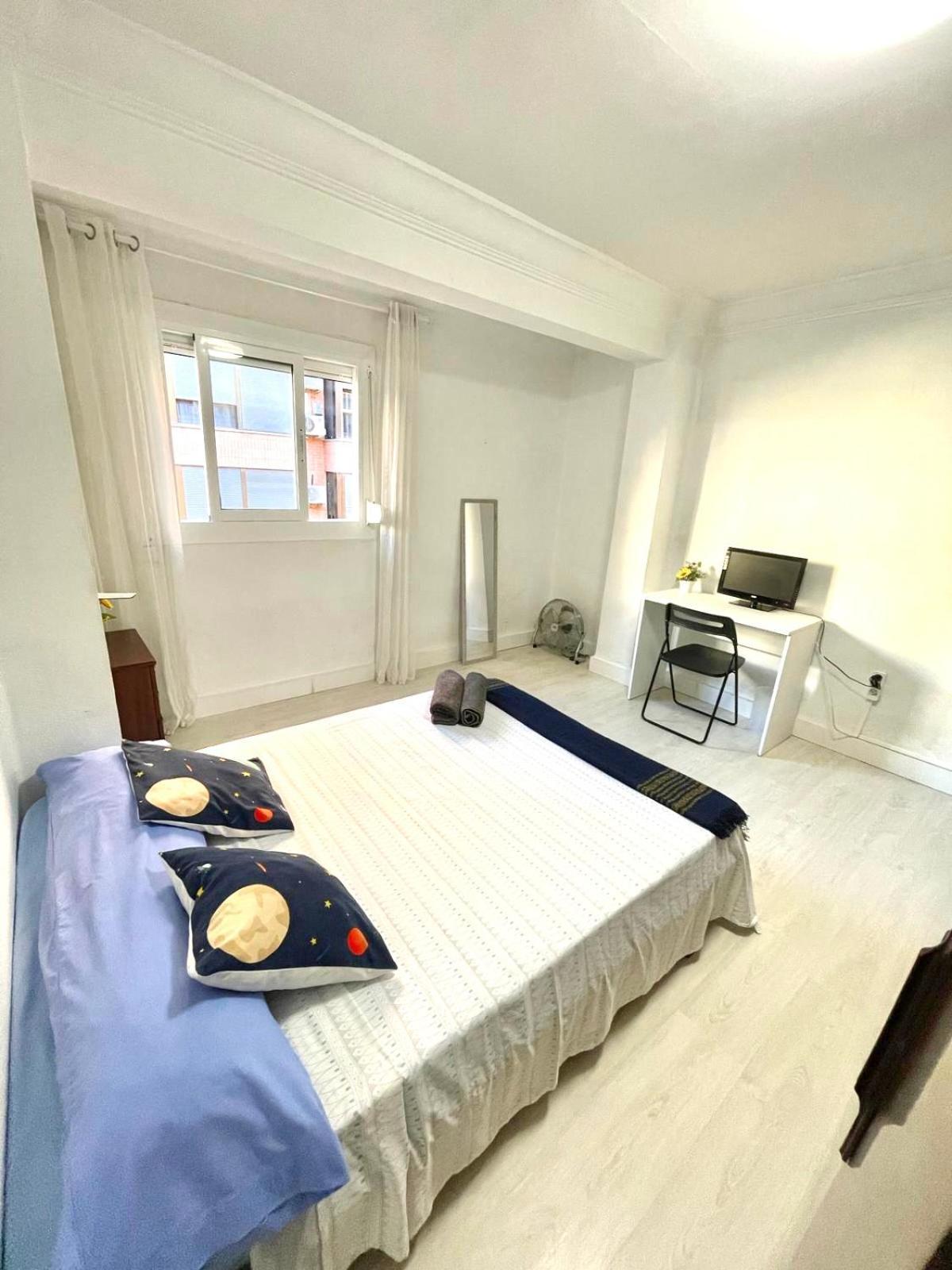 Relaxing Confortable Room Valencia Luaran gambar